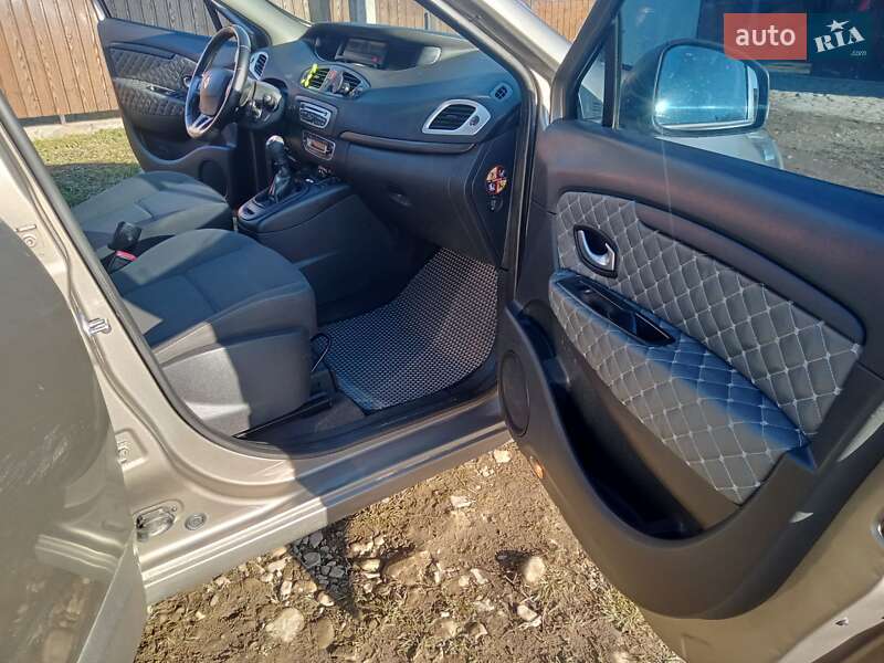 Минивэн Renault Scenic 2009 в Вижнице