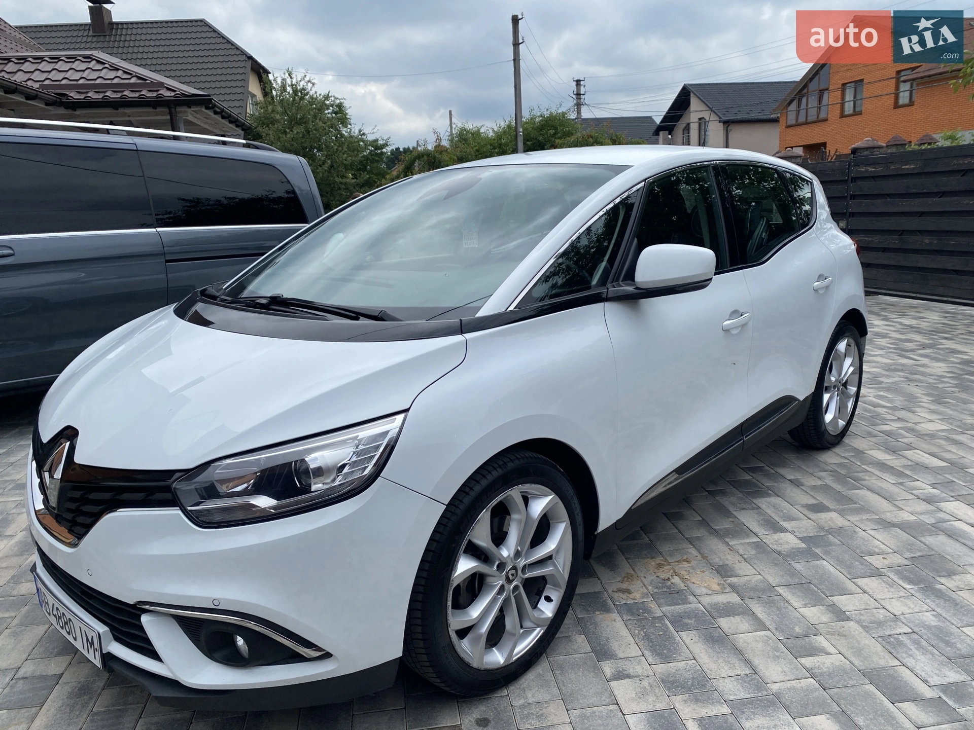 2017 Renault Scenic - мініатюра 2