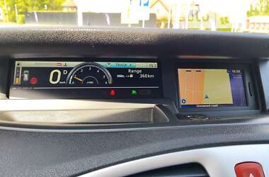Минивэн Renault Scenic 2010 в 
