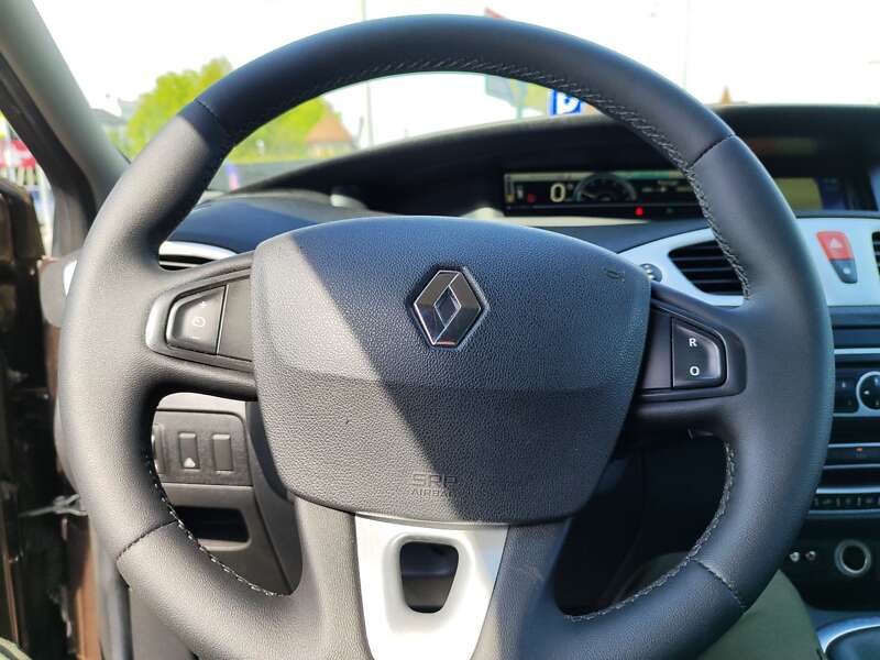 Мінівен Renault Scenic 2010 в Києві