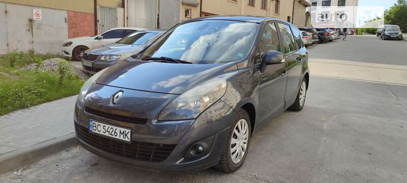 Мінівен Renault Scenic 2010 в 