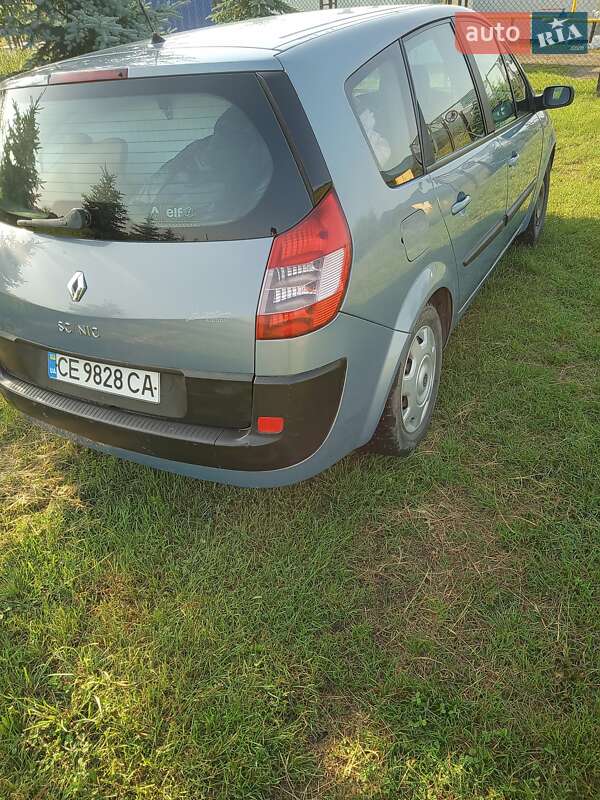 Мінівен Renault Scenic 2004 в Вижниці