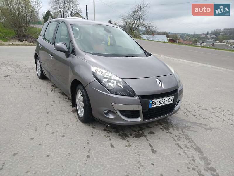 Минивэн Renault Scenic 2011 в Львове