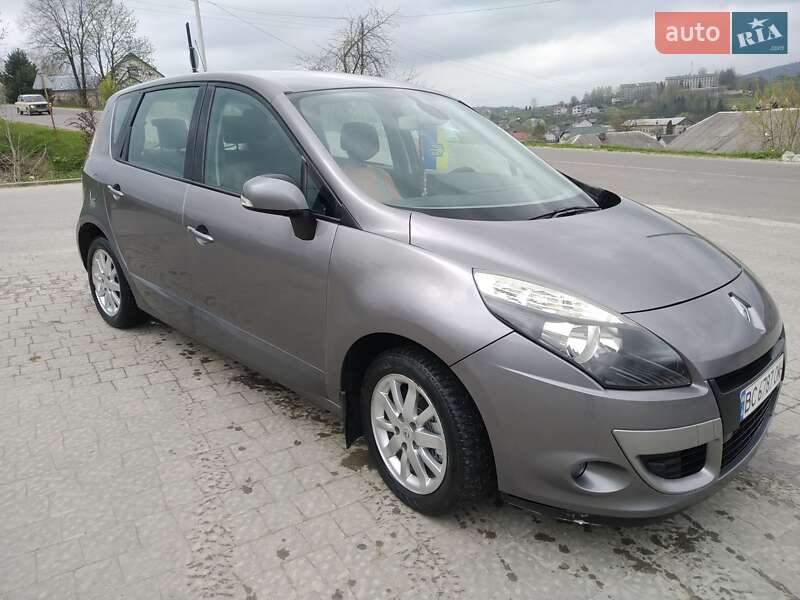 Минивэн Renault Scenic 2011 в Львове