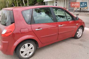 Минивэн Renault Scenic 2009 в 