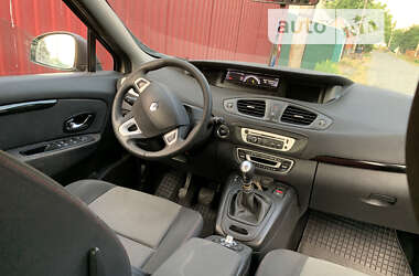 Минивэн Renault Scenic 2012 в Звенигородке