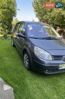 Минивэн Renault Scenic 2004 в Ивано-Франковске