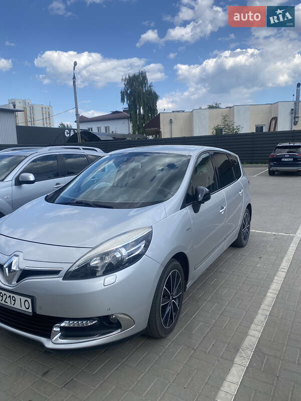 Renault Scenic 2012