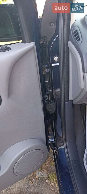 Минивэн Renault Scenic 2007 в Виннице