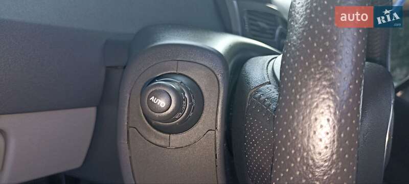Минивэн Renault Scenic 2007 в Виннице