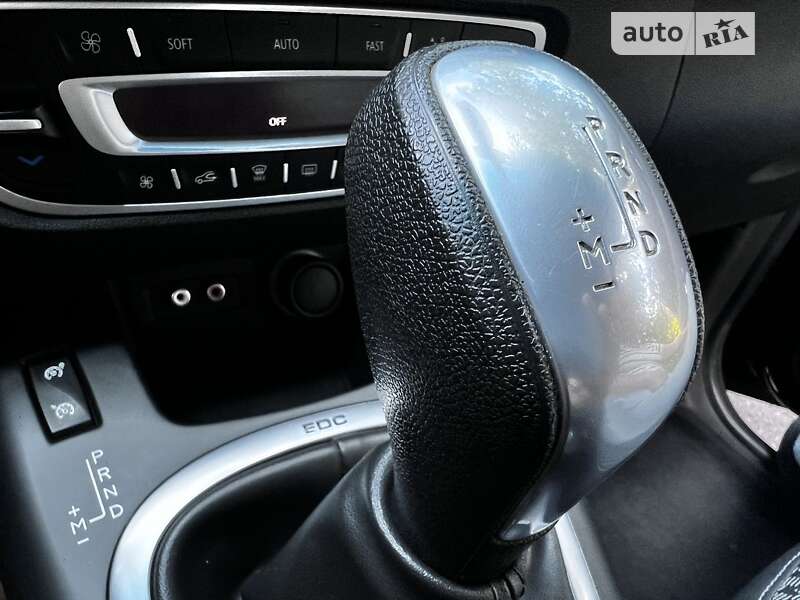 Минивэн Renault Scenic 2011 в Бершади