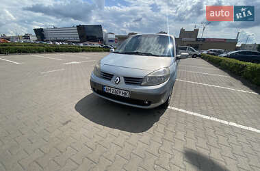 Минивэн Renault Scenic 2004 в 