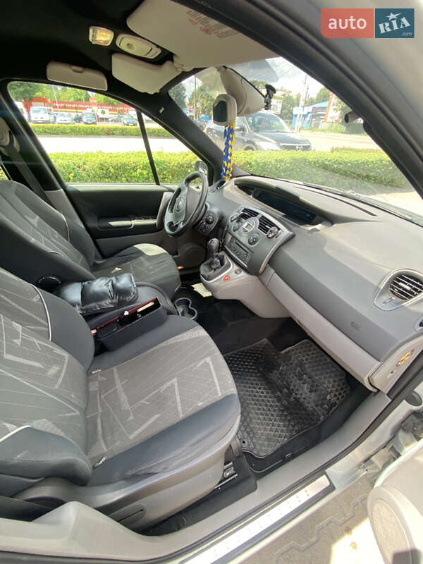 Минивэн Renault Scenic 2004 в Житомире фото 11 Минивэн Renault Scenic 2004 в Житомире