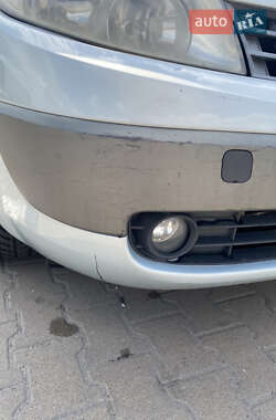 Минивэн Renault Scenic 2004 в 