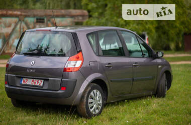 Минивэн Renault Scenic 2005 в 