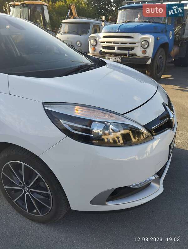 Минивэн Renault Scenic 2016 в Звягеле фото 8 Минивэн Renault Scenic 2016 в Звягеле