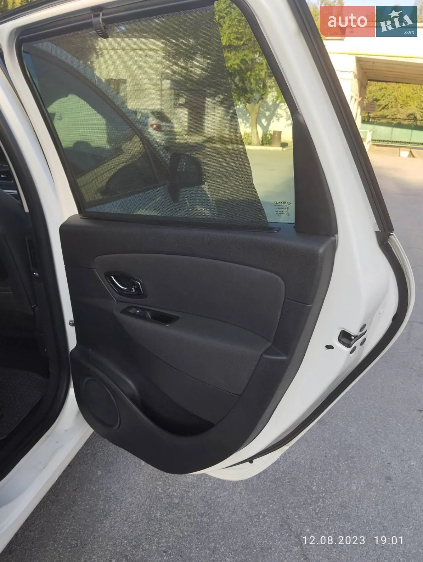 2016 Renault Scenic - мініатюра 16