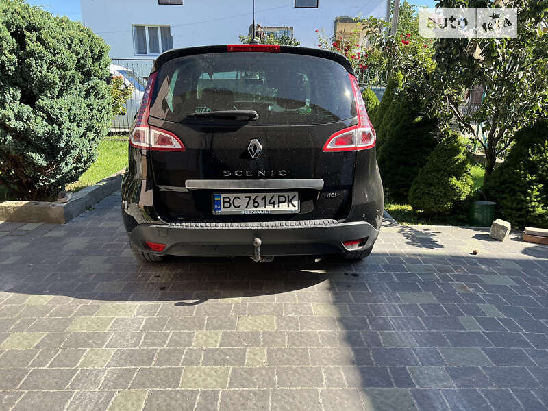 Мінівен Renault Scenic 2011 в Пустомитах