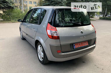 Минивэн Renault Scenic 2004 в 