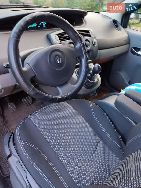 Минивэн Renault Scenic 2007 в Нововолынске