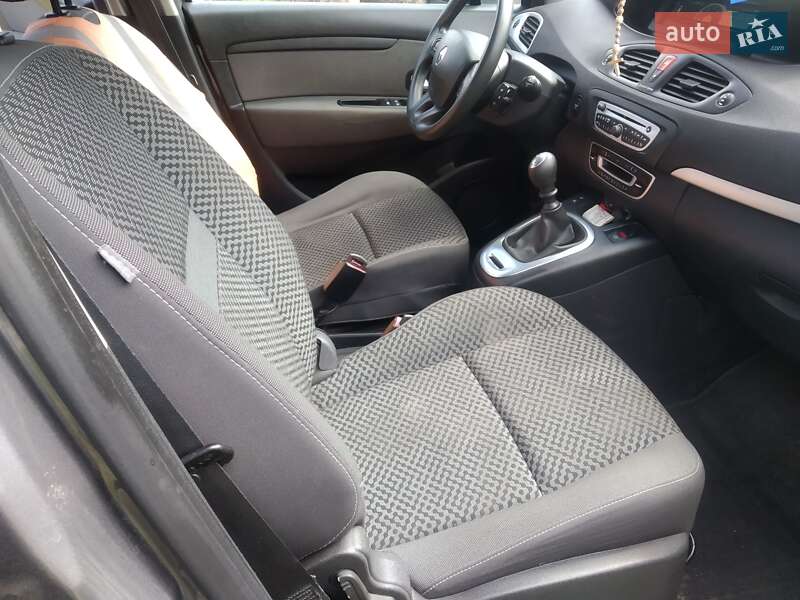 Минивэн Renault Scenic 2011 в Львове
