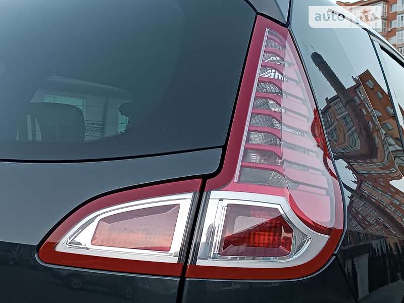 Минивэн Renault Scenic 2011 в Днепре