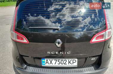 Минивэн Renault Scenic 2009 в 
