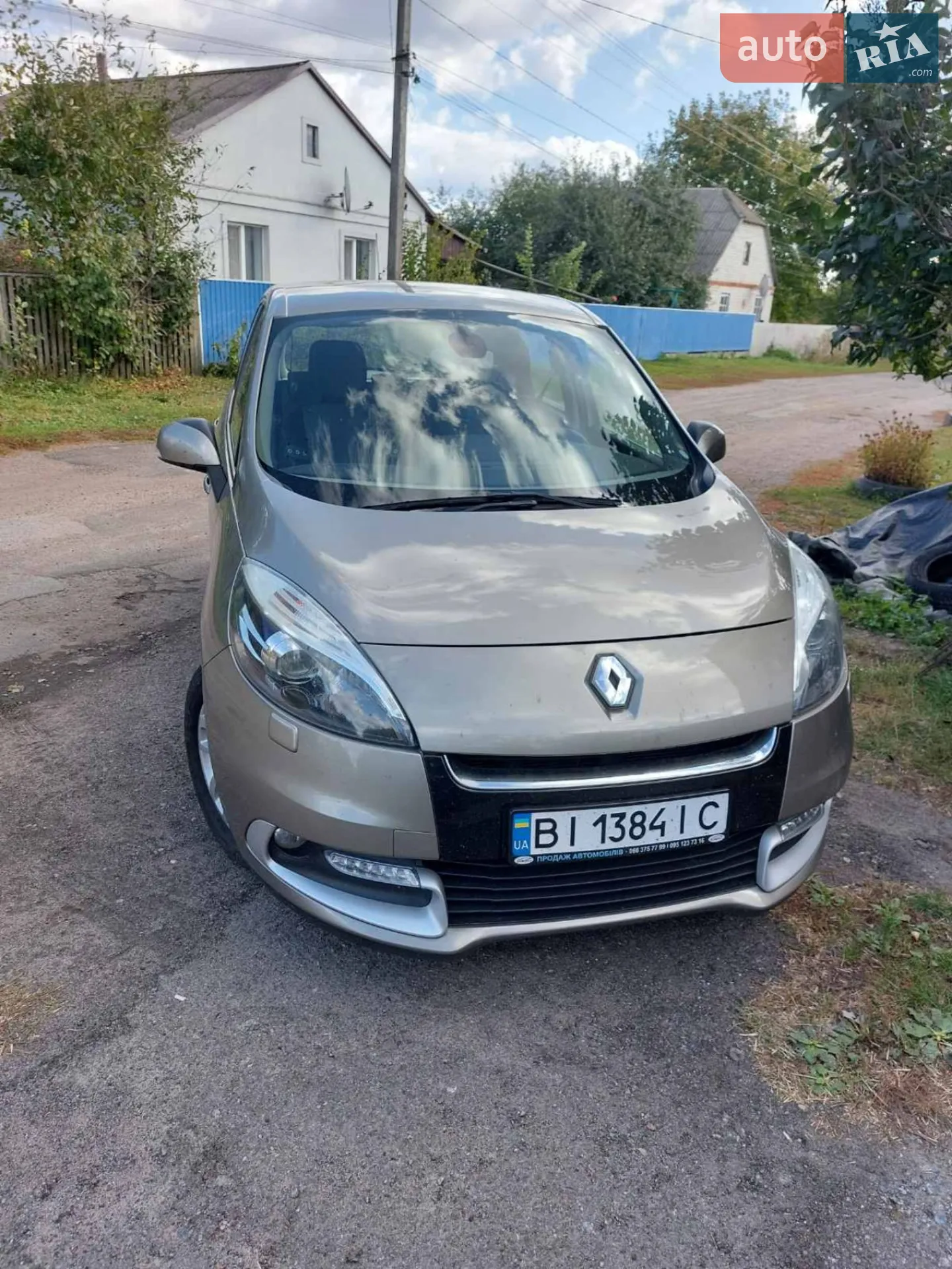2012 Renault Scenic - фото 1