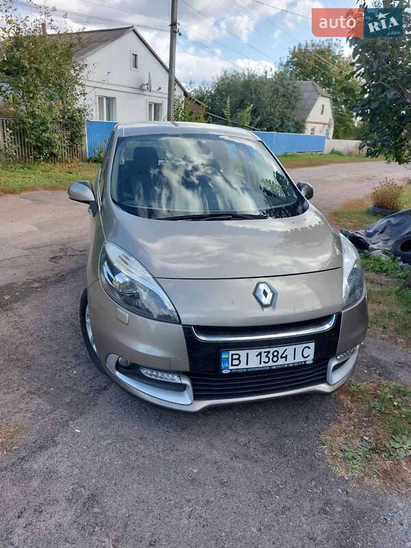 Renault Scenic 2012