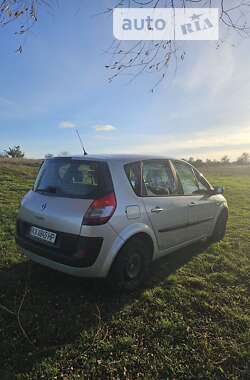 Минивэн Renault Scenic 2005 в 