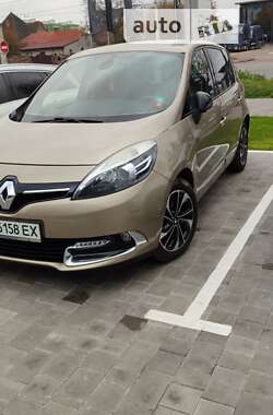 Минивэн Renault Scenic 2015 в Луцке