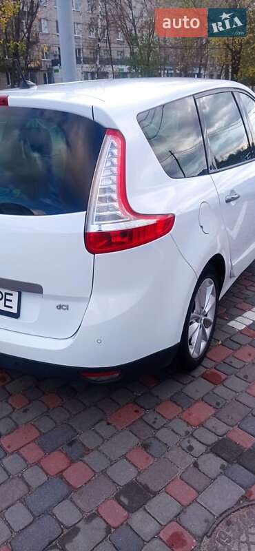 Минивэн Renault Scenic 2011 в Днепре