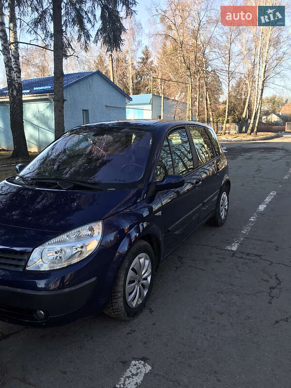 Минивэн Renault Scenic 2004 в Ровно