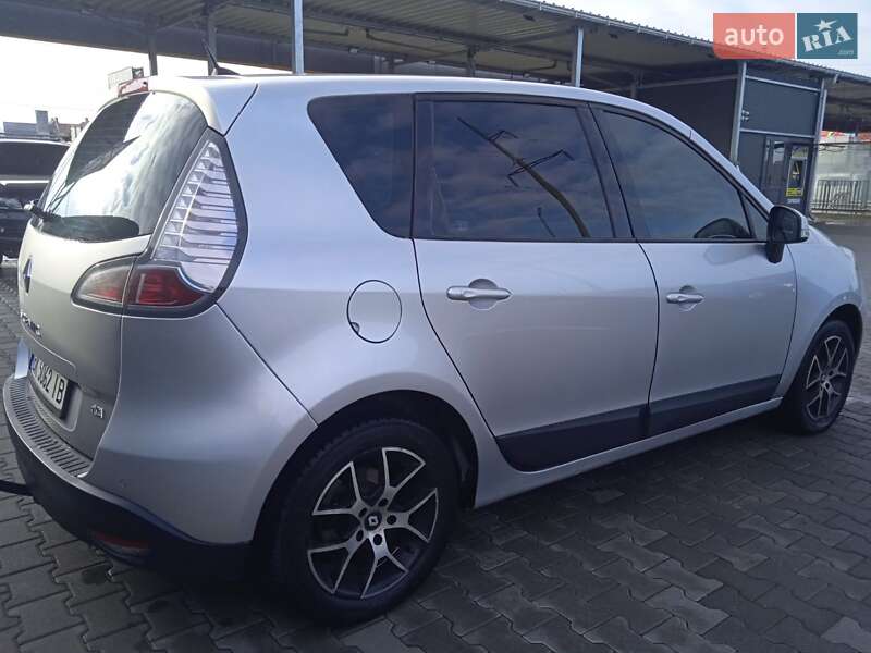 Мінівен Renault Scenic 2012 в Балті