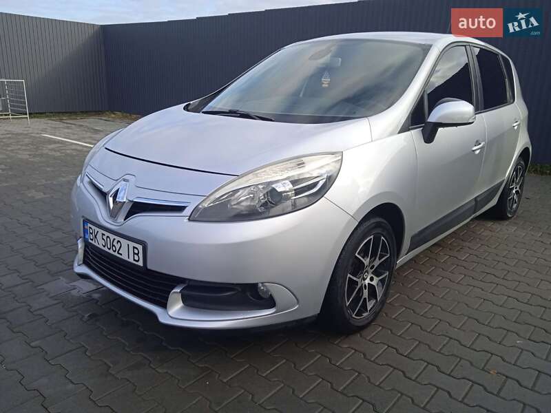 Мінівен Renault Scenic 2012 в Балті