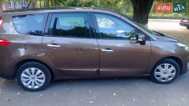 Renault Scenic 2010
