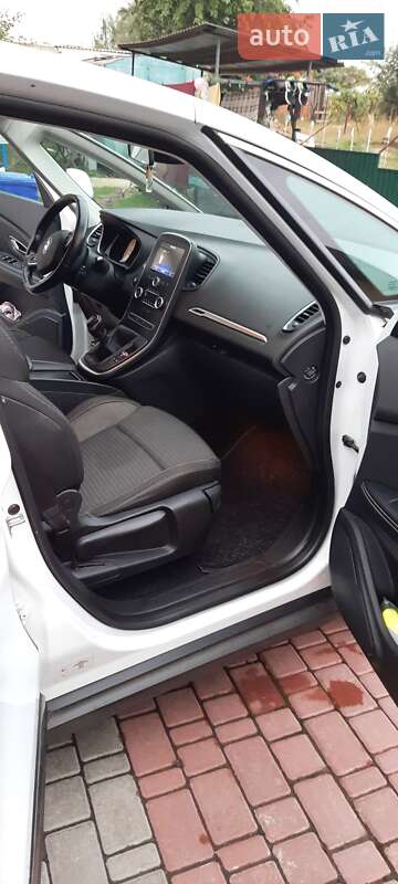 Минивэн Renault Scenic 2017 в Луцке