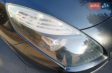 Минивэн Renault Scenic 2010 в 