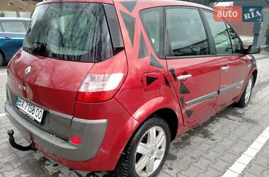 Минивэн Renault Scenic 2004 в 