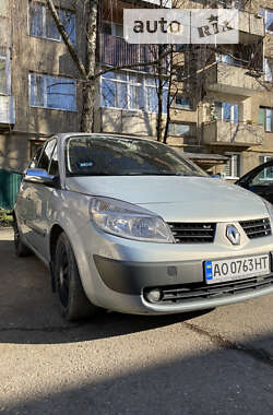 Мінівен Renault Scenic 2003 в Ужгороді