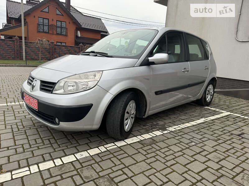 Мінівен Renault Scenic 2006 в Рівному