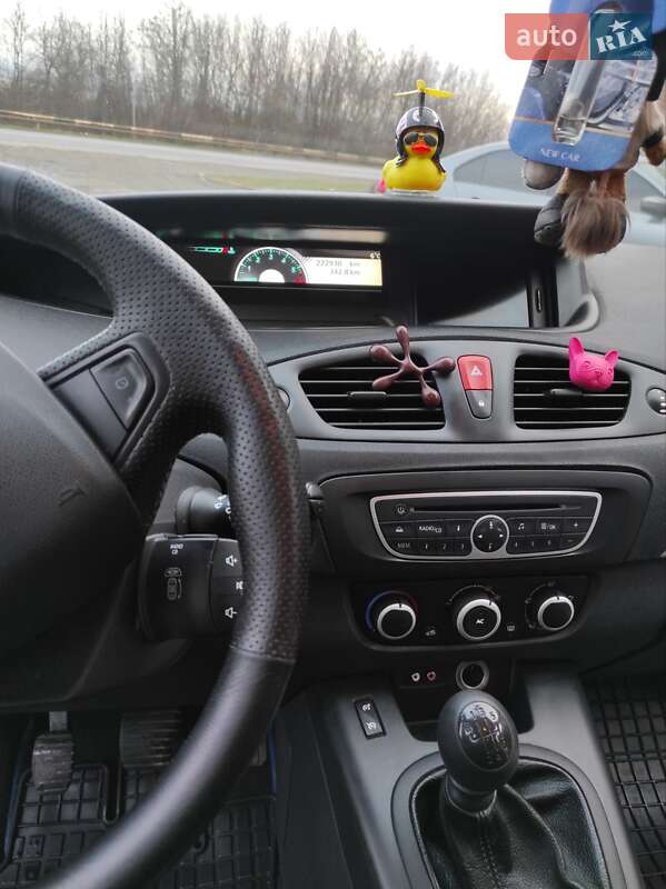 Минивэн Renault Scenic 2011 в Бурштыне