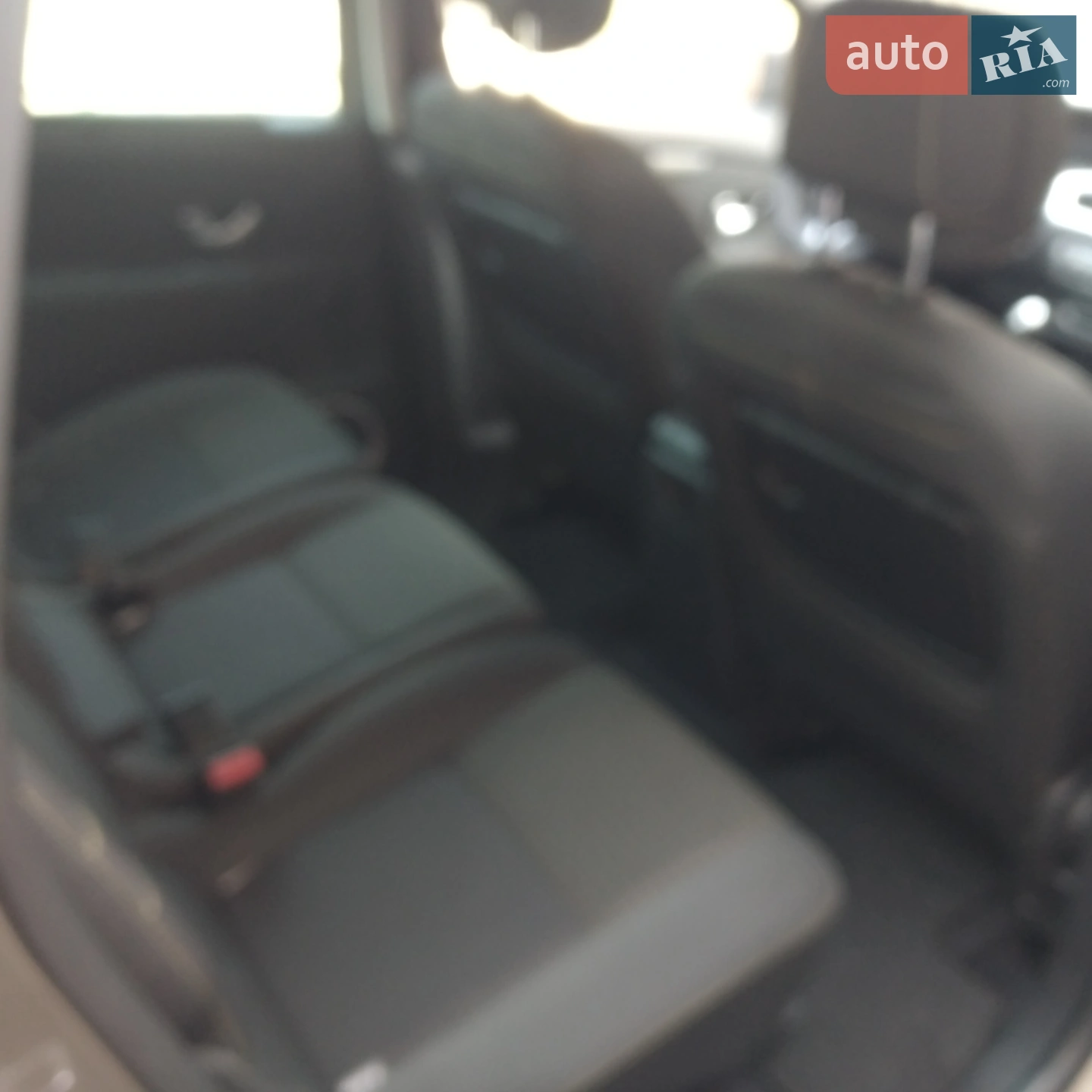 2010 Renault Scenic - мініатюра 17