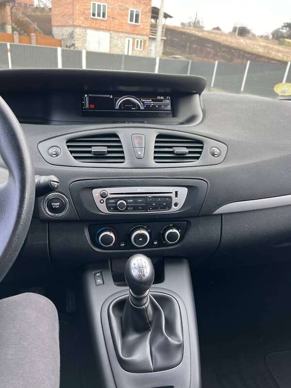 Минивэн Renault Scenic 2013 в Тернополе