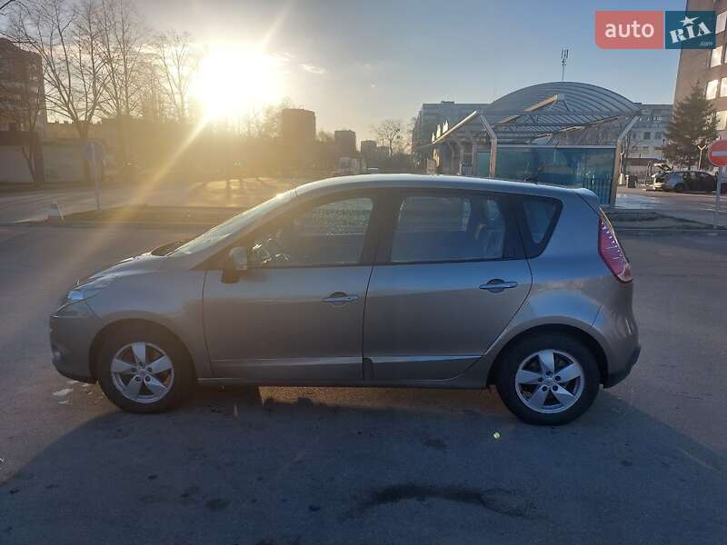Минивэн Renault Scenic 2009 в Белой Церкви