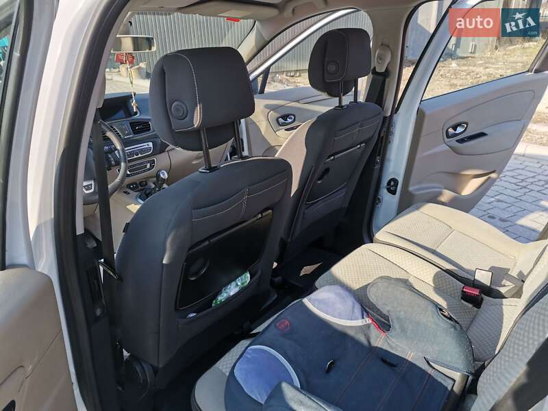 Минивэн Renault Scenic 2011 в Дрогобыче фото 14 Минивэн Renault Scenic 2011 в Дрогобыче