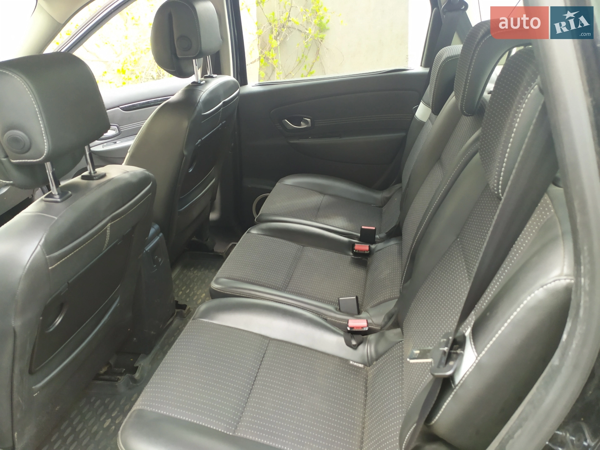 2011 Renault Scenic - мініатюра 9