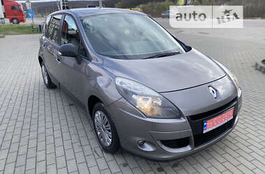 Минивэн Renault Scenic 2010 в Мукачево