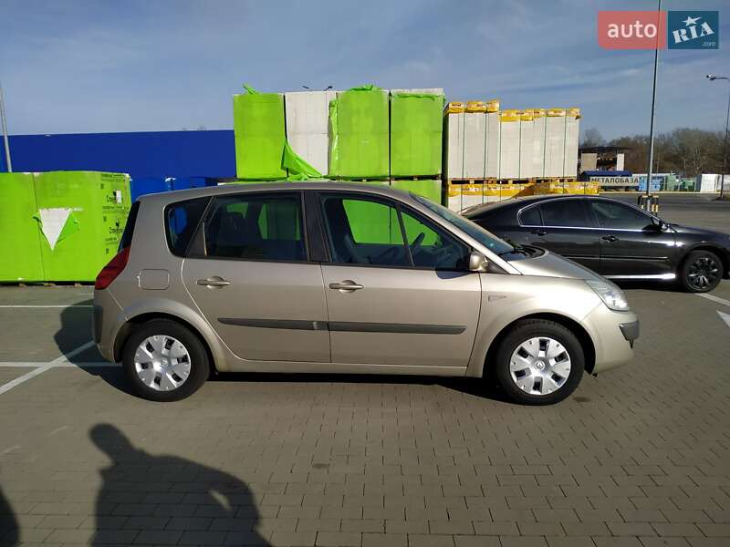 Мінівен Renault Scenic 2006 в Сумах