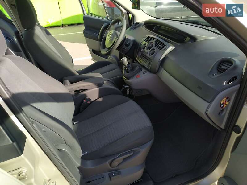 Мінівен Renault Scenic 2006 в Сумах